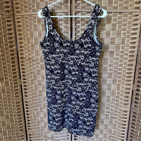Volcom Lace-print Bodycon Dress - L, Black/White - Picture 1 of 7